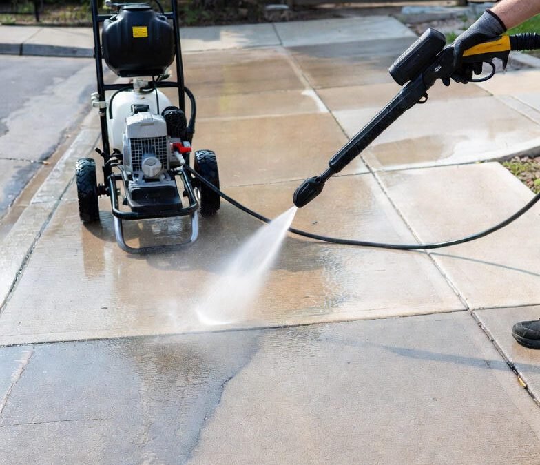 Hidrolimpiadora eléctrica vs hidrolimpiadora gasolina 2026: ¿cuál es mejor para ti?